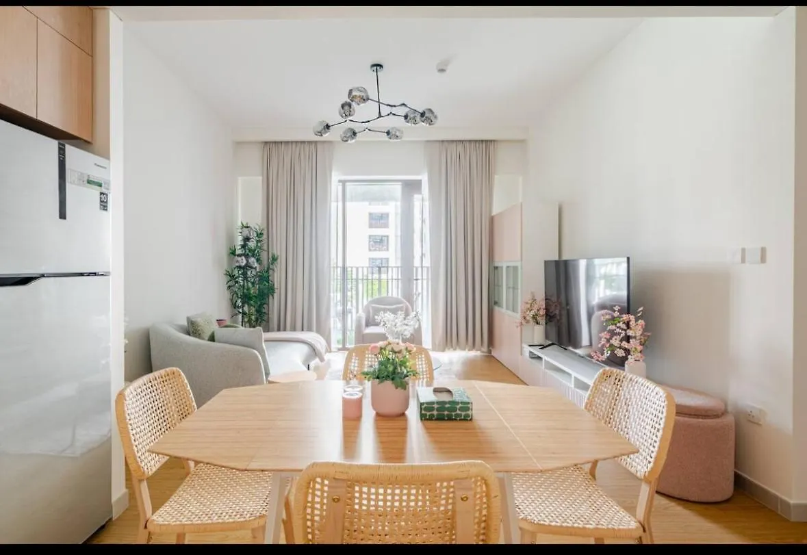 Exquisite 1-Bedroom With Pool Scenery In Dubai Creek Harbour 0*,